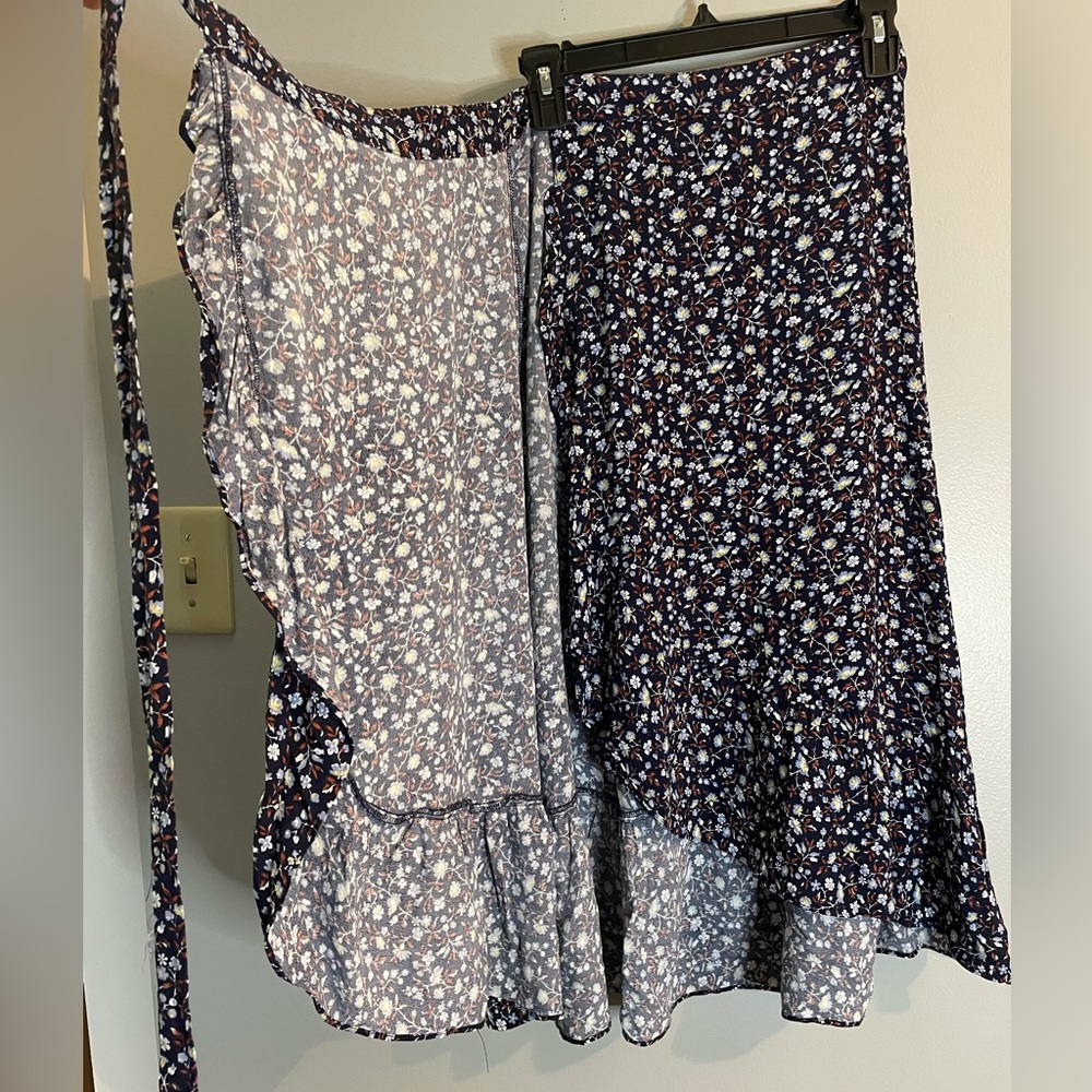 MADEWELL Ruffle-Edge Midi Wrap Skirt in Harvest Vine SZ/0 - Picture 12 of 12